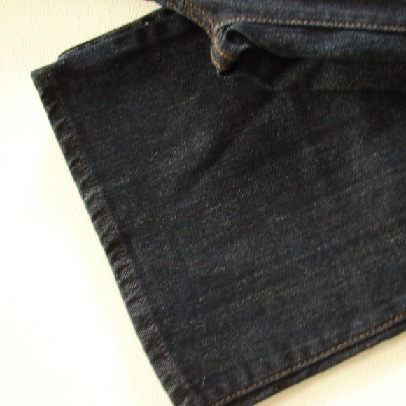 Levis Bold Curve Classic Rise Boot Cut Dk Wash NWT - Picture 9 of 12